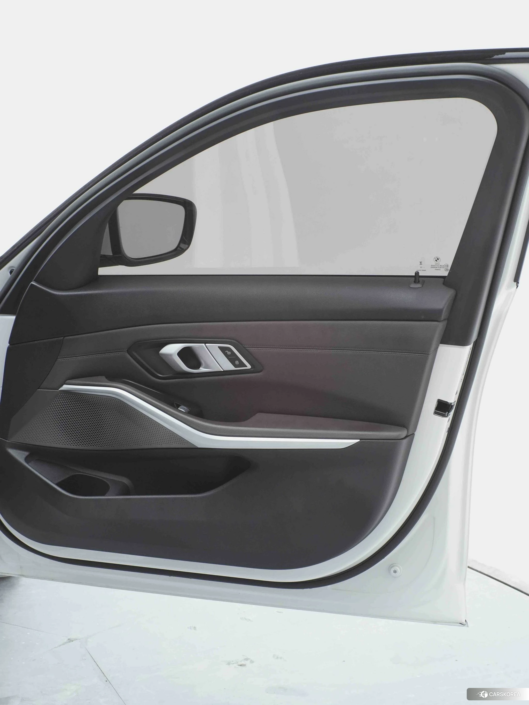 BMW 3 series id 4407632 из Китая 23