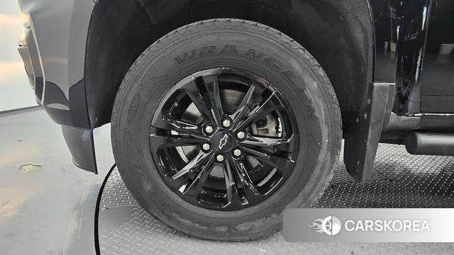 Chevrolet (GM Daewoo) Real New Colorado id 4594336 из Кореи 15