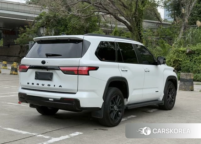 Toyota Sequoia id 4274601 из Китая 15