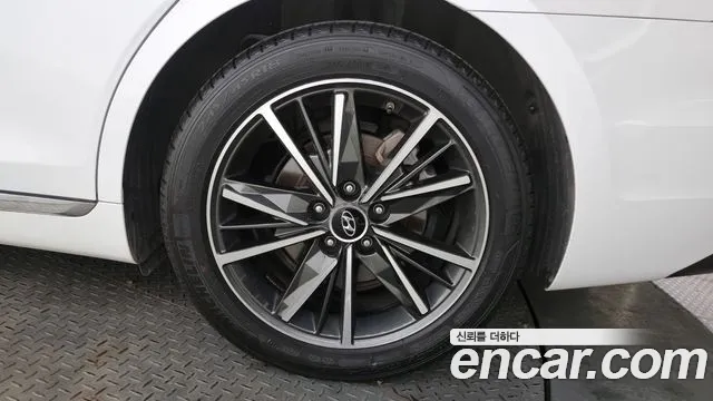 Hyundai The New Grandeur IG id 2710817 из Кореи 15