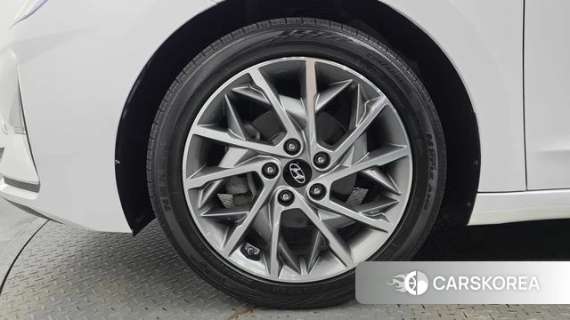 Hyundai The New Avante AD id 4390027 из Кореи 15