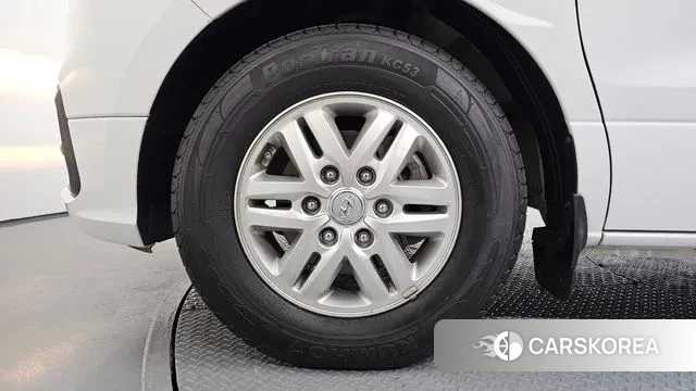 Hyundai The New Grand Starex id 3587781 из Кореи 15