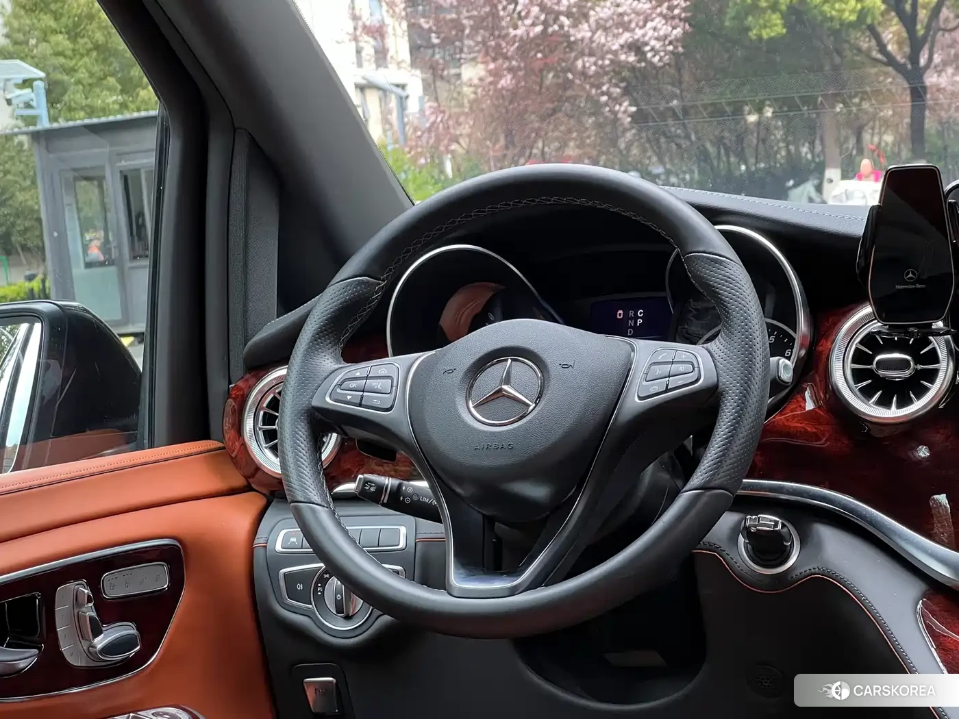 Mercedes-Benz V-Class id 4589215 из Китая 23