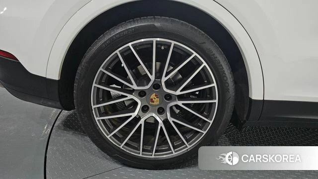 Porsche Cayenne (PO536) id 3885877 из Кореи 15