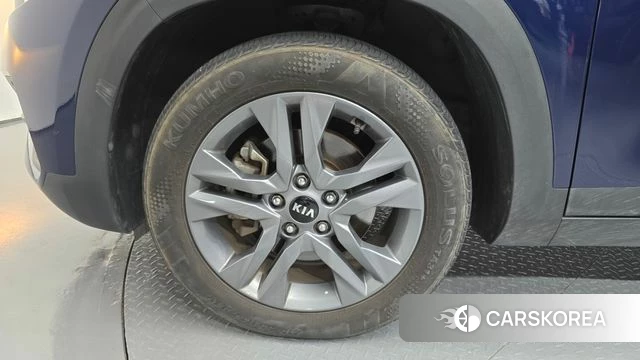 Kia Seltos id 4775702 из Кореи 26