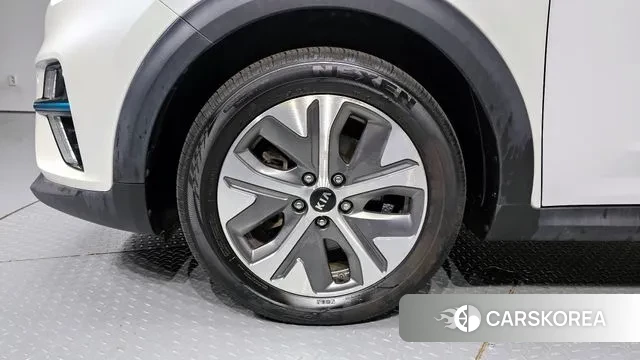 Kia Niro EV id 3209370 из Кореи 15