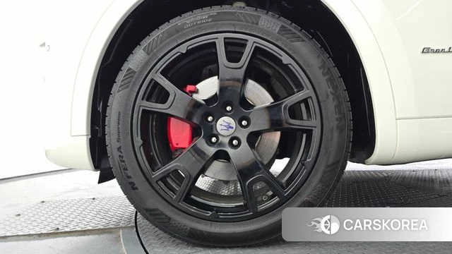 Maserati Levante id 4689576 из Кореи 15