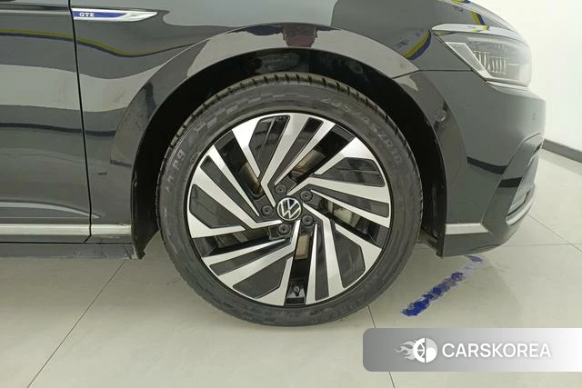 Volkswagen Magotan PHEV id 3803886 из Китая 12