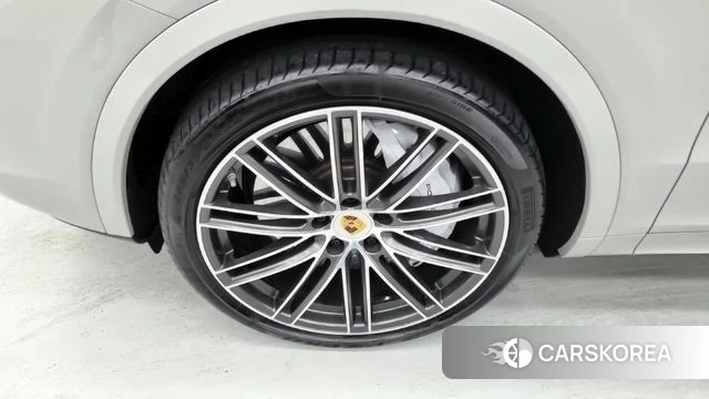 Porsche Cayenne (PO536) id 3883300 из Кореи 13