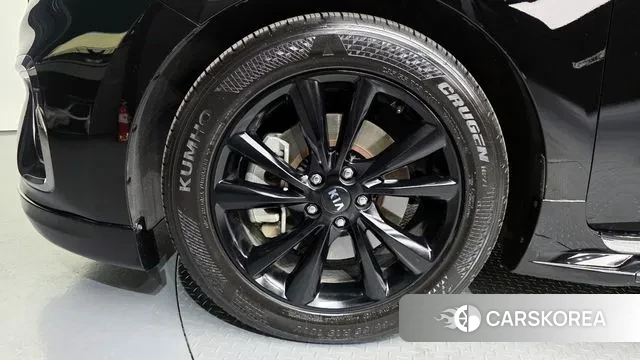 Kia The New Carnival id 3718139 из Кореи 15