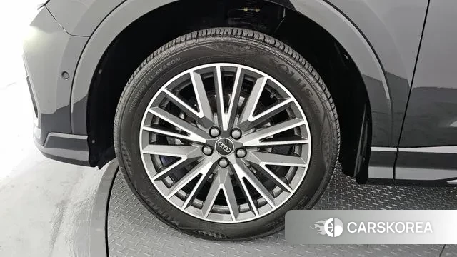 Audi Q3 (F3) id 3670551 из Кореи 15