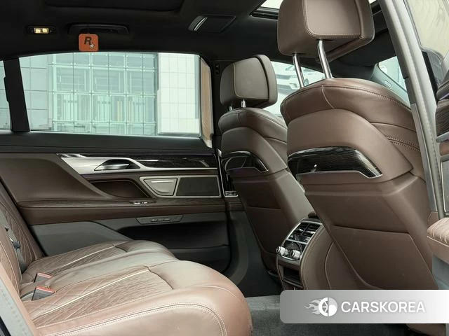 BMW 7 series id 4258088 из Китая 10