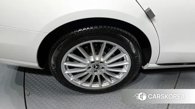 Mercedes-Benz E-Class W213 id 3044063 из Кореи 15