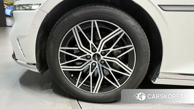 Genesis G90 (RS4) id 3751908 из Кореи 15