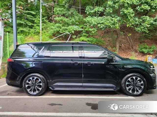 Kia Carnival 4th generation 2023 Черный из Кореи, фото 5