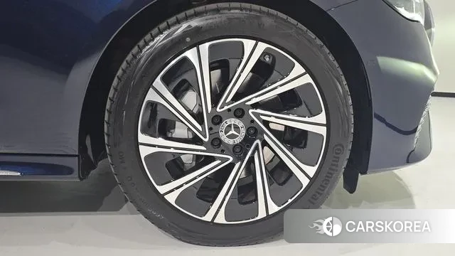 Mercedes-Benz E-Class W214 id 3507315 из Кореи 15