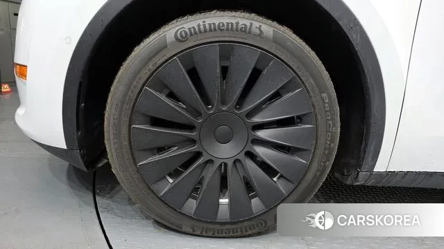 Tesla Model Y id 3572966 из Кореи 15