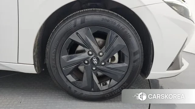 Hyundai Avante (CN7) id 3263225 из Кореи 15