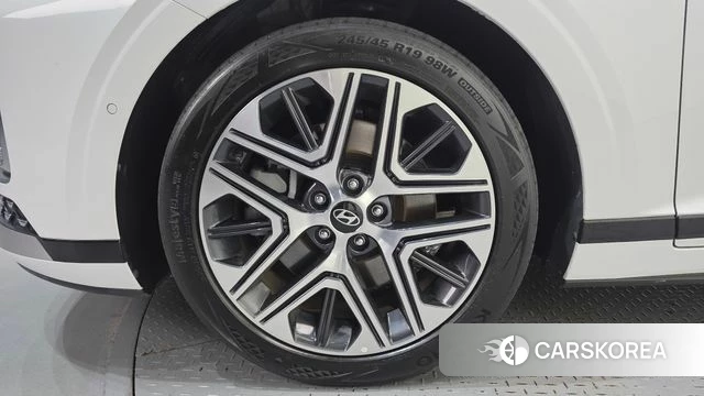 Hyundai Grandeur (GN7) id 4853952 из Кореи 32