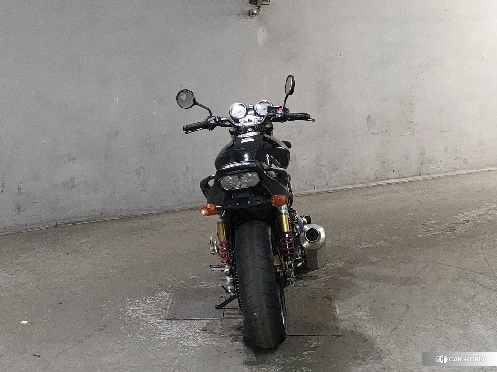 Проданный Honda CB400SF 2017 из Японии