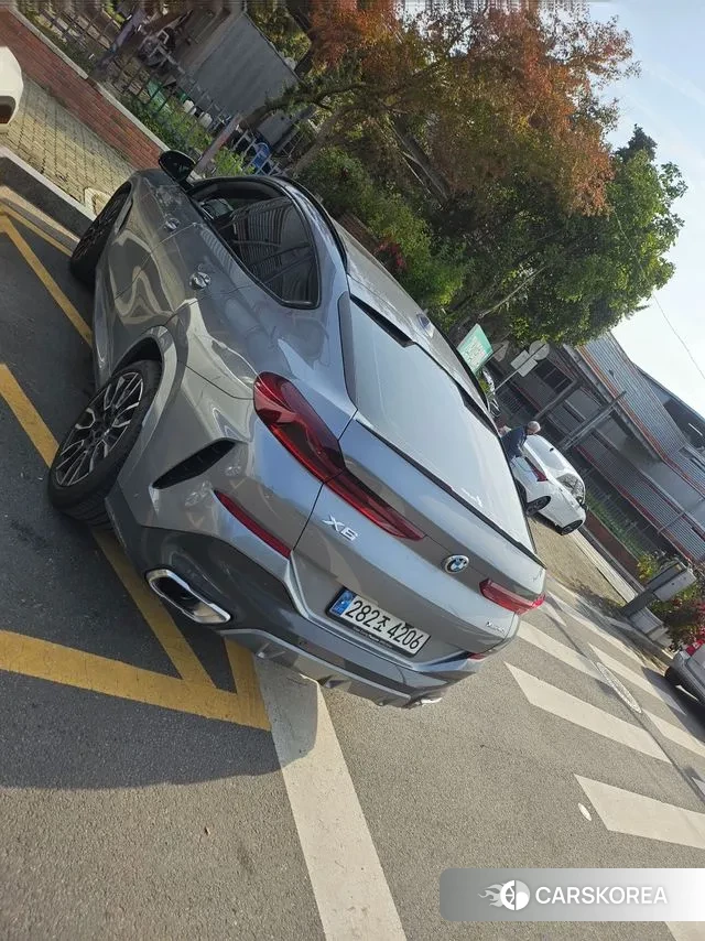 BMW X6 (G06) 2025 Серебристо-серый из Кореи, фото 5