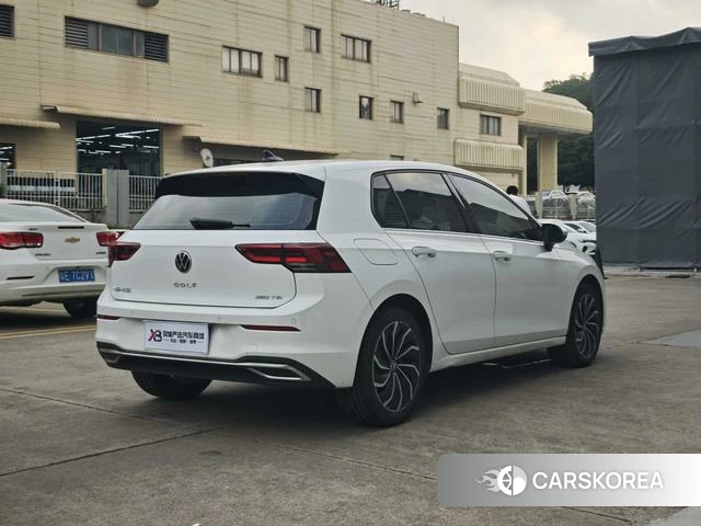 Volkswagen Golf 2021 Белый из Китая, фото 5