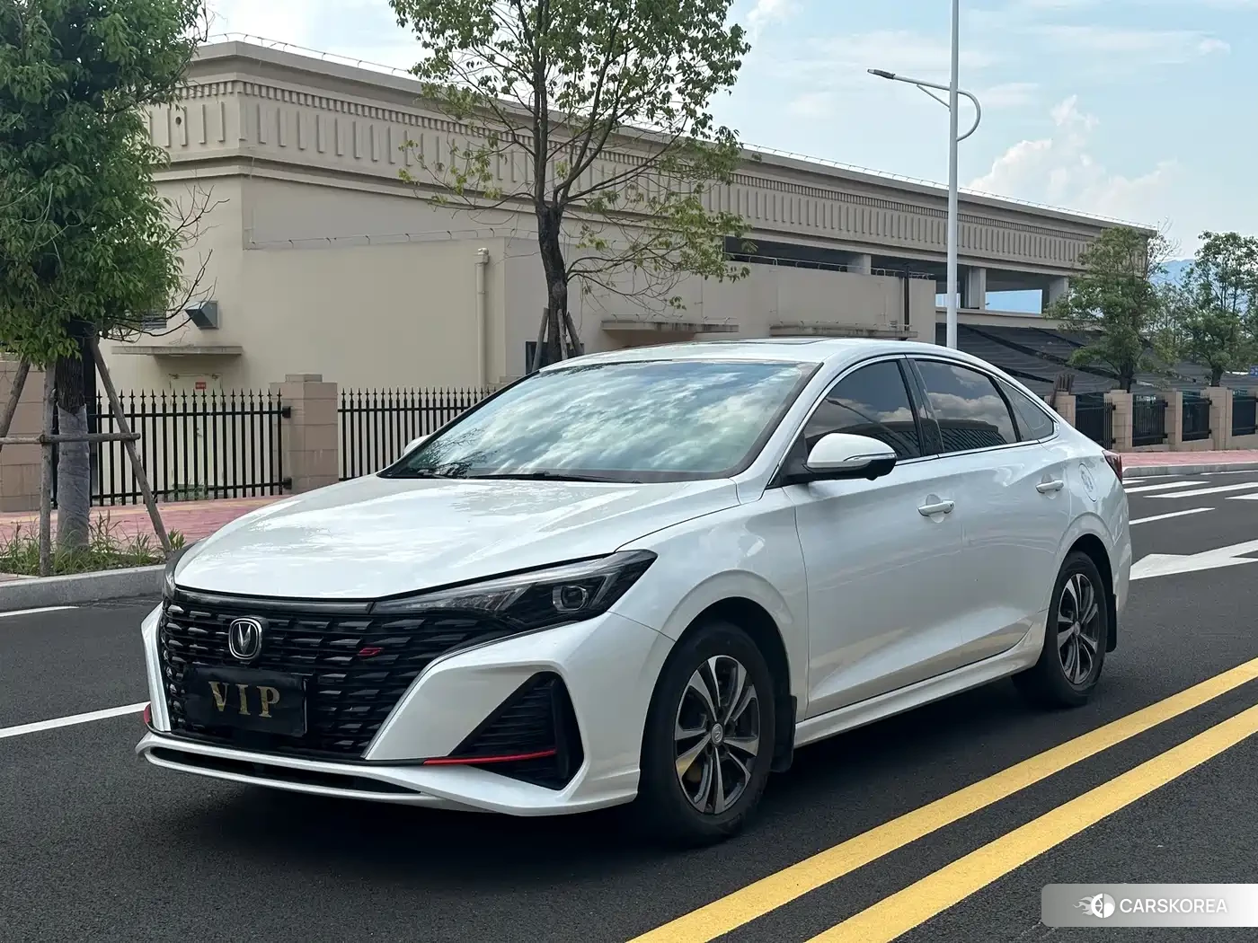 Chang'an Yidong 2023 Белый из Китая, фото 5