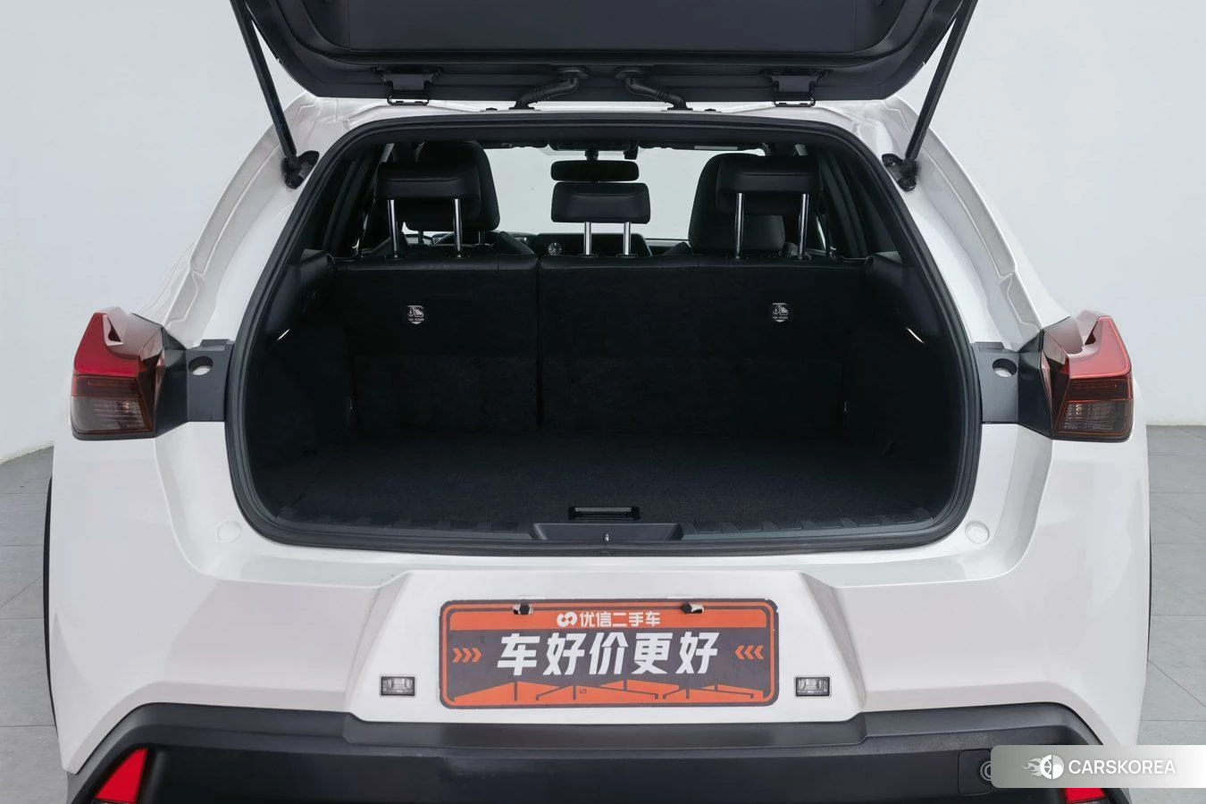 Lexus UX id 4454226 из Китая 19