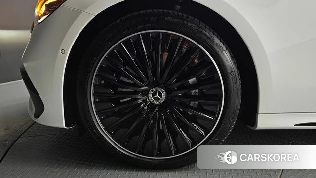 Mercedes-Benz E-Class W214 id 4400147 из Кореи 30