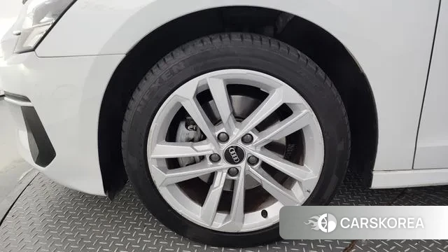 Audi A3 (8Y) id 3191016 из Кореи 15