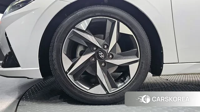 Hyundai Avante (CN7) id 2986034 из Кореи 15