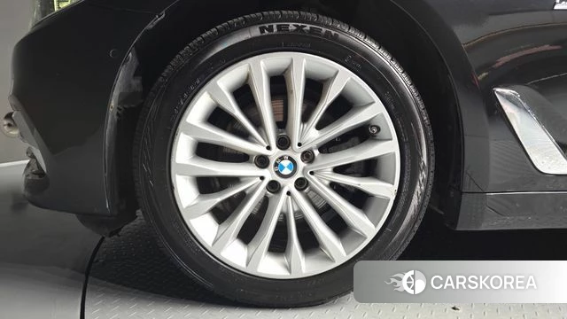 BMW 5 Series (G30) id 4658357 из Кореи 15