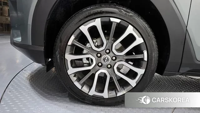 Ssangyong Torres id 3487550 из Кореи 15