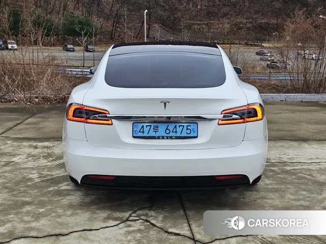 Tesla Model S id 3515038 из Кореи 15