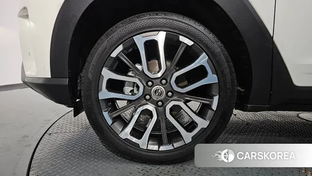 Ssangyong Torres id 3333690 из Кореи 15