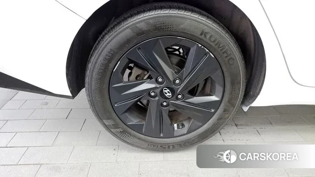 Hyundai Avante (CN7) id 3214553 из Кореи 15