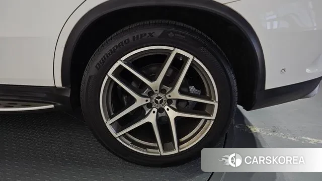 Mercedes-Benz GLE - Class W166 id 3368817 из Кореи 15