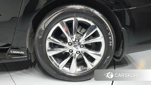 Kia The New Carnival id 3801697 из Кореи 15