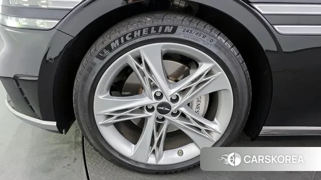 Genesis G90 (RS4) id 3726446 из Кореи 15