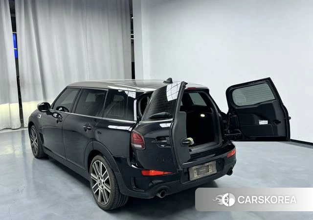 MINI CLUBMAN 2023 Черный из Китая, фото 5