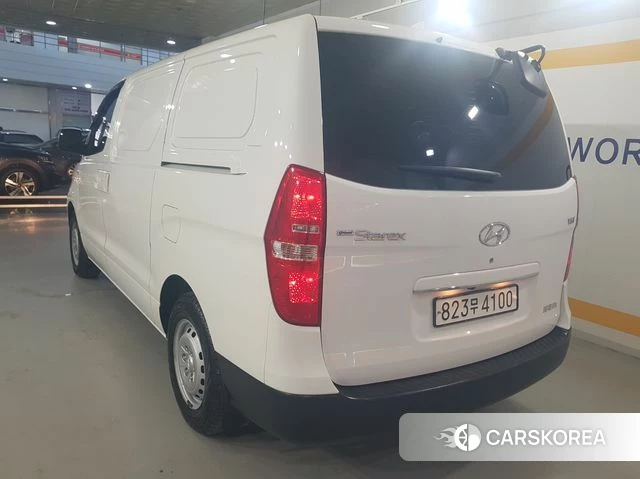 Hyundai The New Grand Starex id 4625258 из Кореи 15