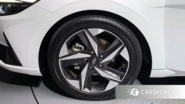 Hyundai Avante (CN7) id 3295018 из Кореи 15