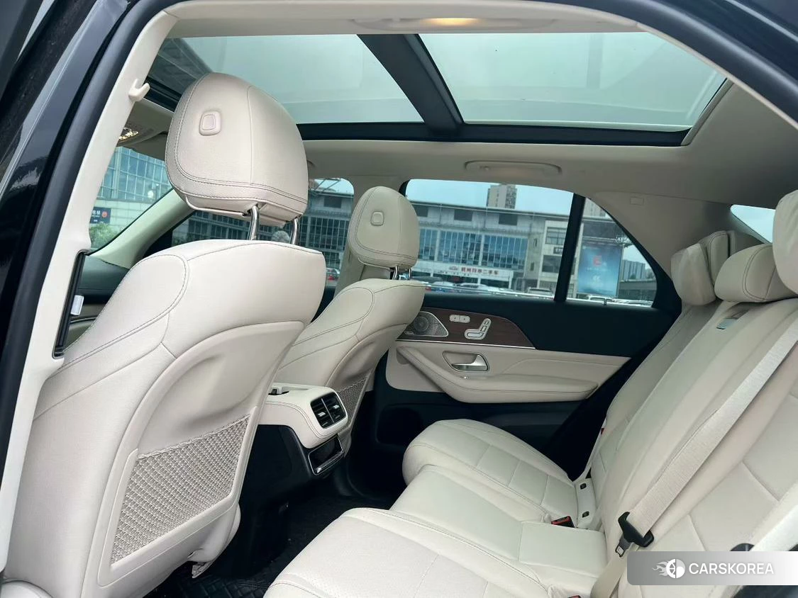 Mercedes-Benz GLE (import) 2023 Черный из Китая, фото 5