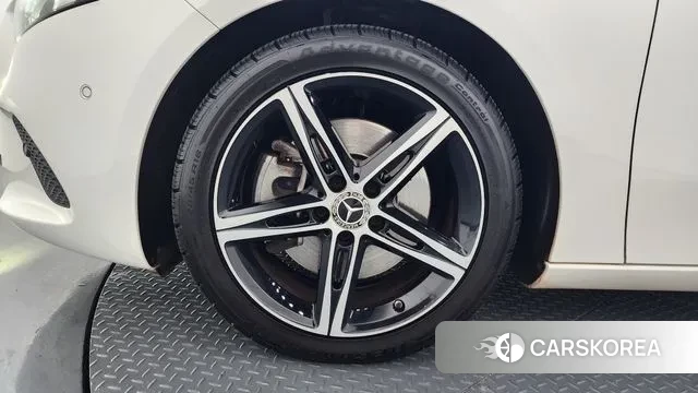 Mercedes-Benz A-Class W177 id 3335835 из Кореи 15