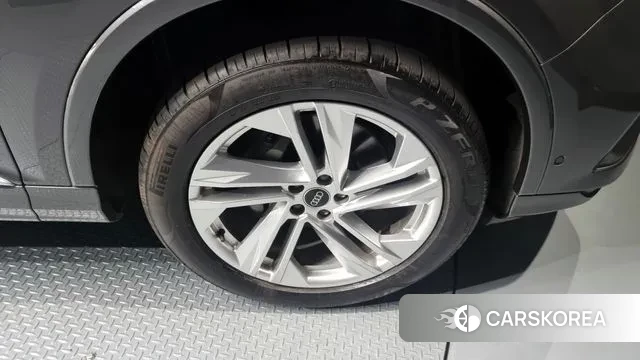 Audi Q7 (4M) id 2925549 из Кореи 15