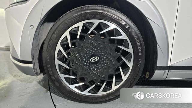 Hyundai Ionic 5 id 3799713 из Кореи 15