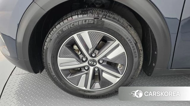 Kia The New Niro id 4402712 из Кореи 15
