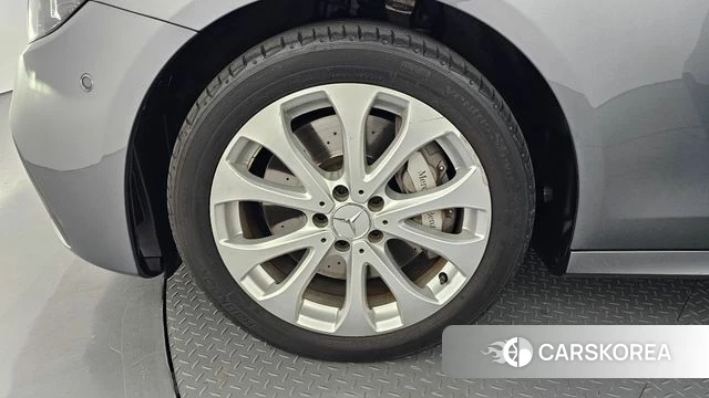 Mercedes-Benz E-Class W213 id 4396394 из Кореи 28