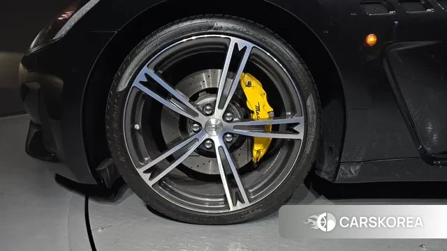 Maserati GranTurismo id 3602364 из Кореи 15