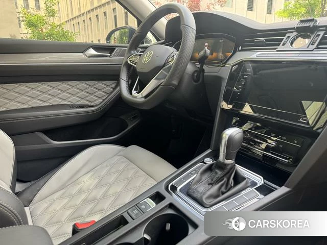 Volkswagen Magotan id 4290798 из Китая 7